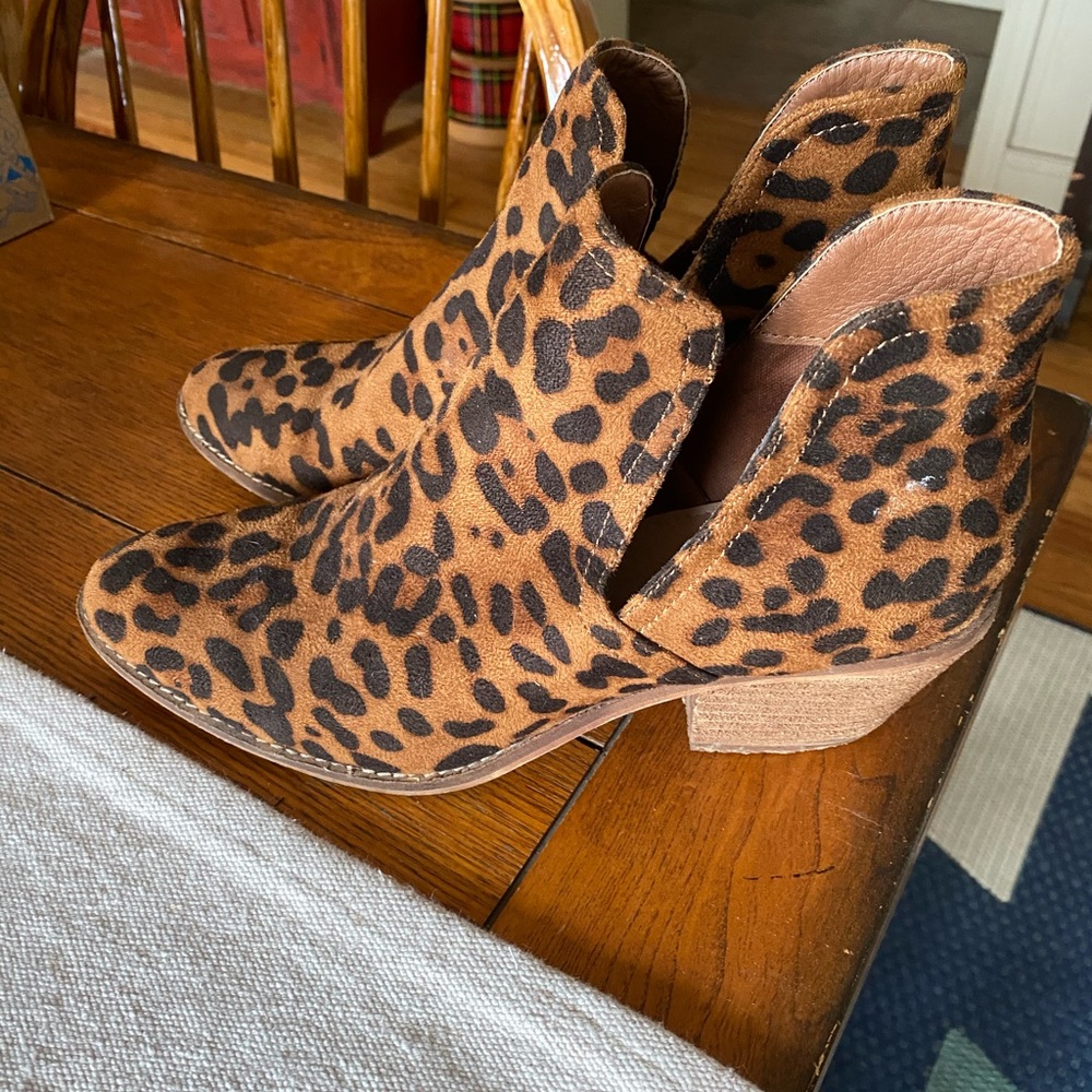 Leopard print booties